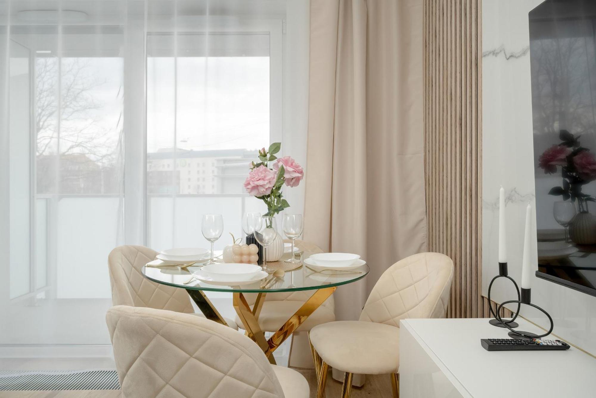 Mieszczanska With Spa & Gym By Renters